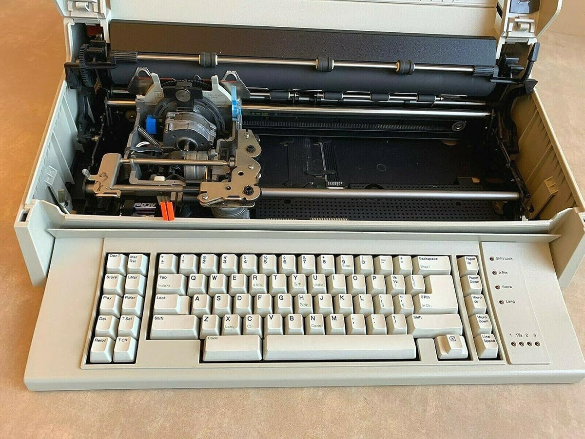 IBM Wheelwriter 5 Electronic Typewriter - Wide Carriage -7K Storage (Renewed)